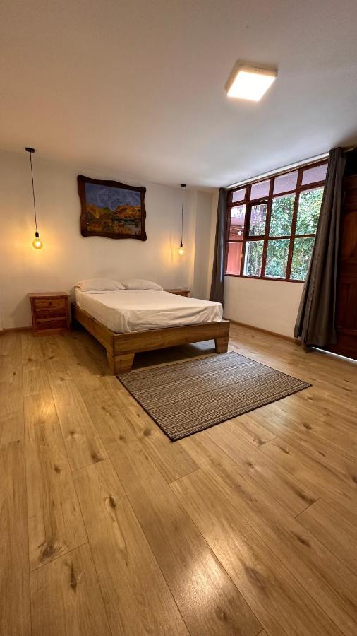 Bed and Breakfast Campus Residencias Кито Экстерьер фото
