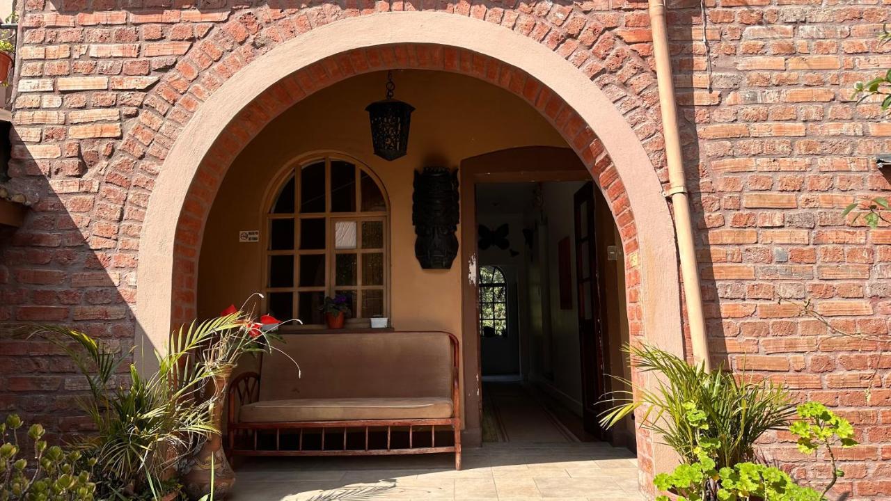 Bed and Breakfast Campus Residencias Кито Экстерьер фото