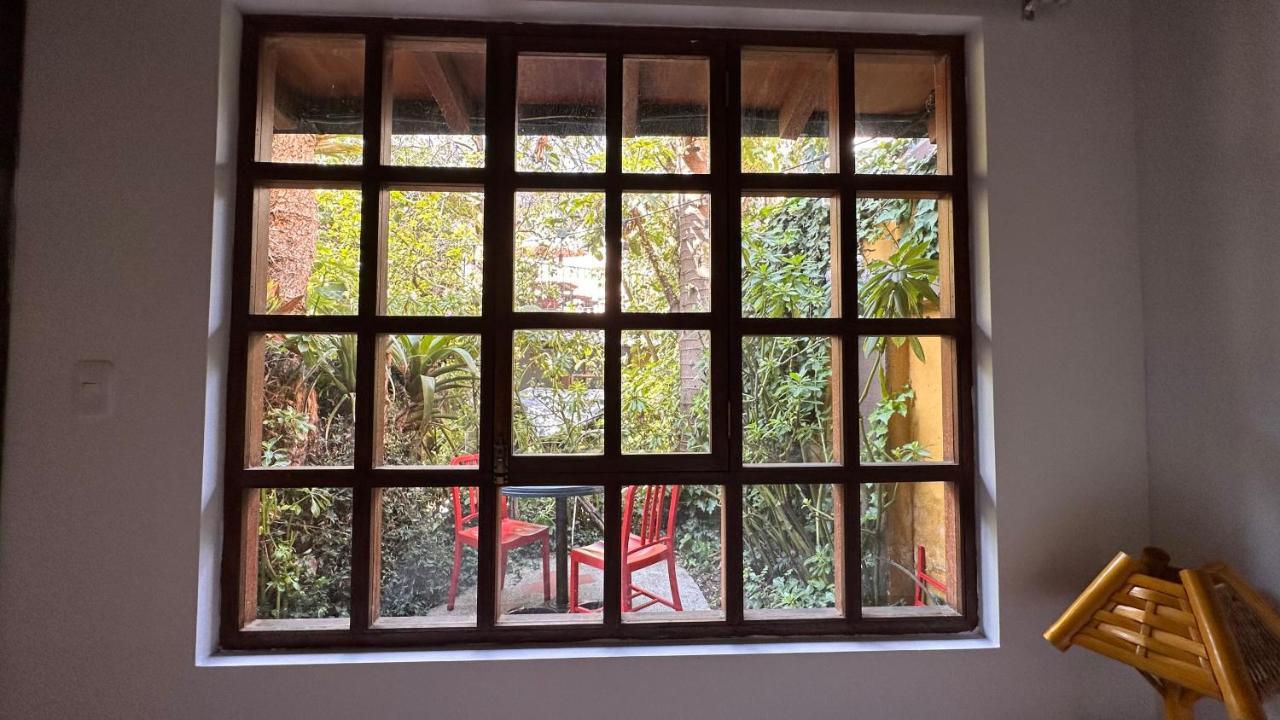 Bed and Breakfast Campus Residencias Кито Экстерьер фото